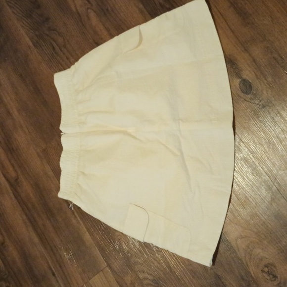 Adidas Cream Striped High Waisted A Line Mini Seersucker Skirt A33 - Picture 8 of 8